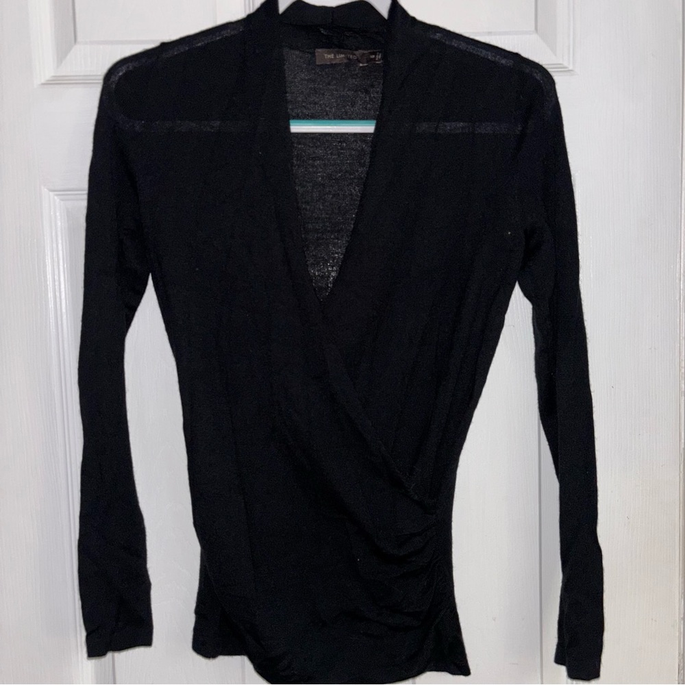 Y2K The Limited women’s size xs black layering sweater